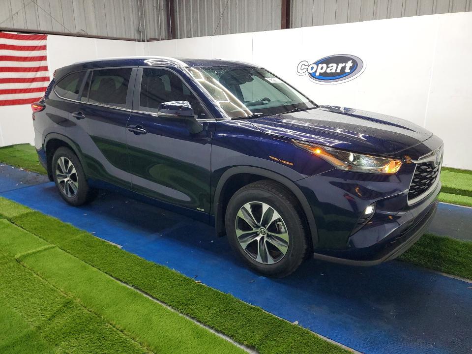 2023 Toyota Highlander Hybrid მანქანა იყიდება აუქციონზე, vin: 5TDKBRCH9PS126003, აუქციონის ნომერი: 52391866