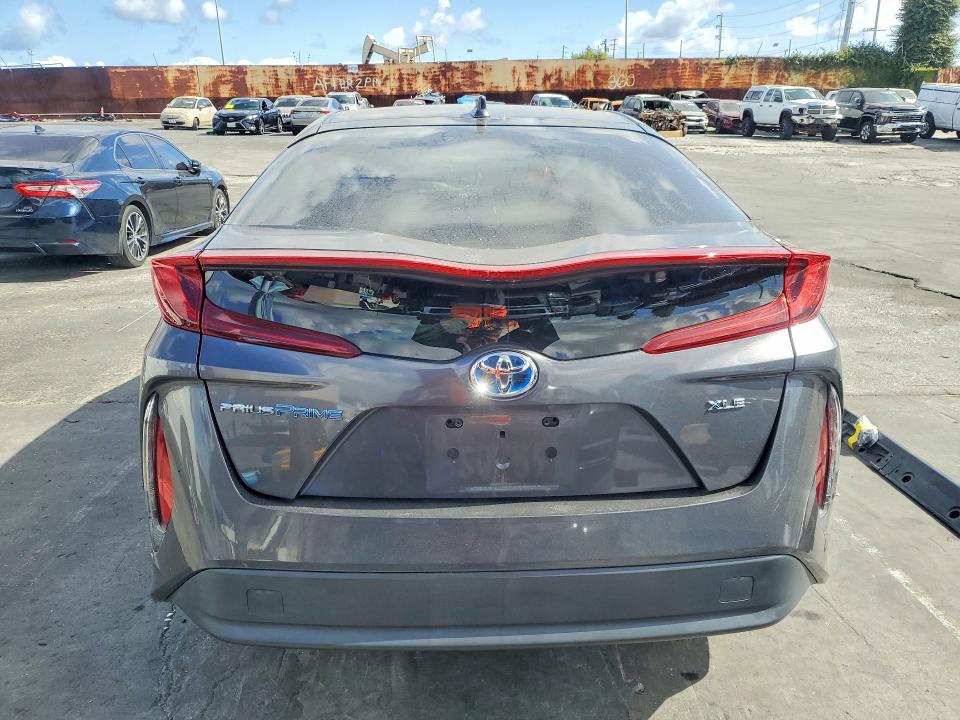 54182726 :رقم المزاد ، JTDKAMFP9M3166295 vin ، 2021 Toyota Prius Prime مزاد بيع