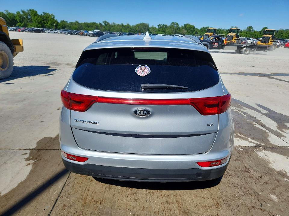 Продажа на аукционе авто 2017 Kia Sportage, vin: KNDPNCAC4H7053698, номер лота: 53334176