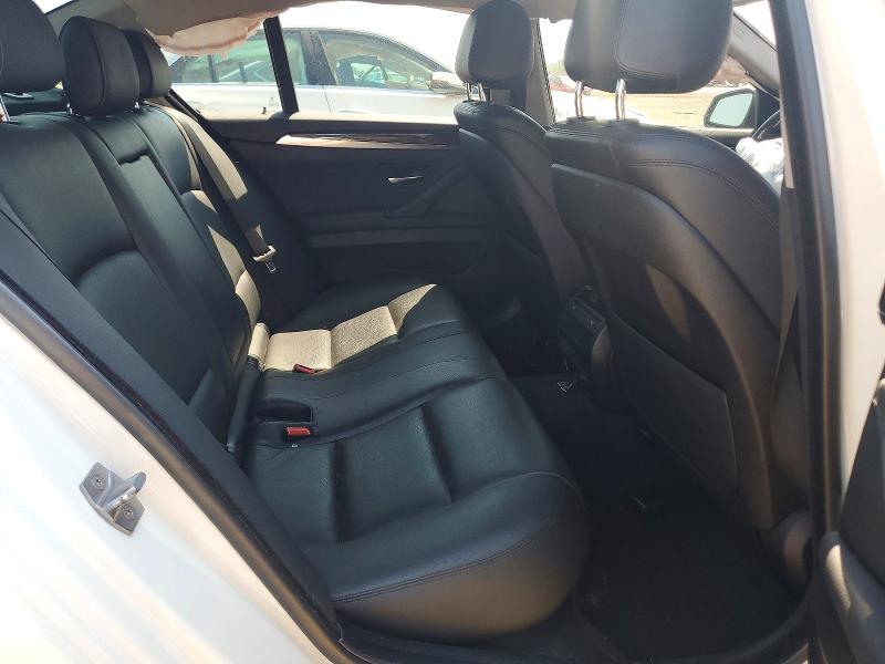 55131196 :رقم المزاد ، WBA5A7C59FD622971 vin ، 2015 Bmw 528 مزاد بيع