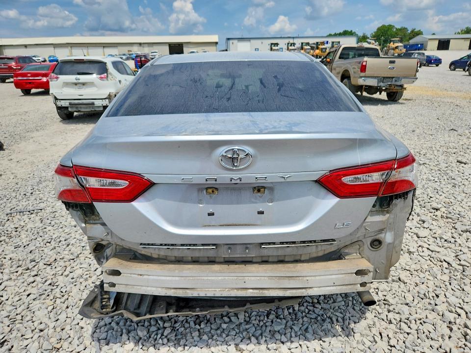 Продаж на аукціоні авто 2018 Toyota Camry, vin: 4T1B11HK0JU535997, номер лоту: 54161096