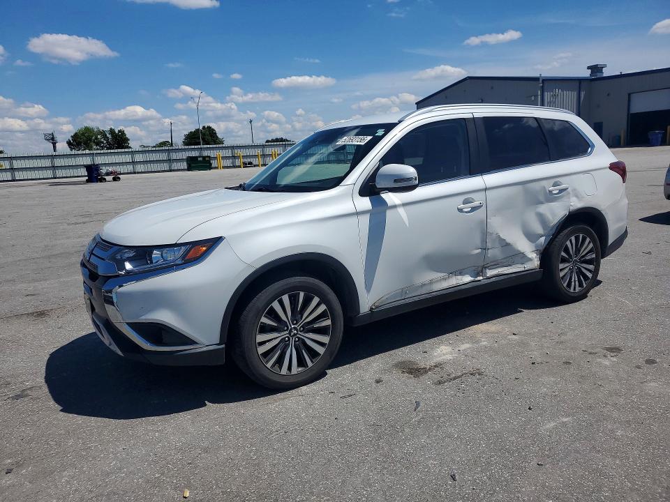 2020 Mitsubishi Outlander მანქანა იყიდება აუქციონზე, vin: JA4AZ3A3XLZ024773, აუქციონის ნომერი: 52693156