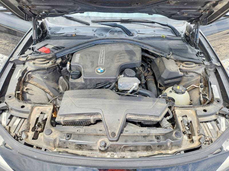 2015 Bmw 320 მანქანა იყიდება აუქციონზე, vin: WBA3B1G57FNT02389, აუქციონის ნომერი: 53646376