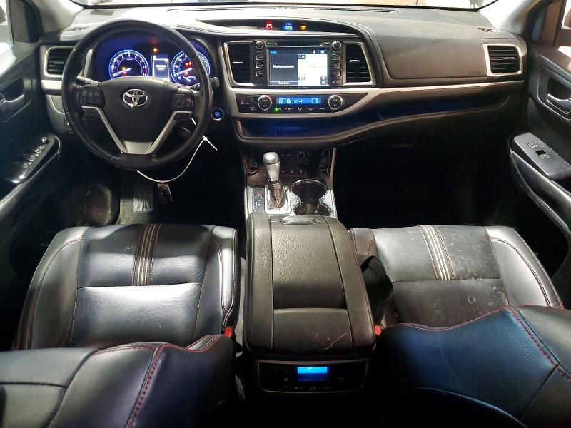 52210036 :رقم المزاد ، 5TDJZRFH5KS563380 vin ، 2019 Toyota Highlander مزاد بيع