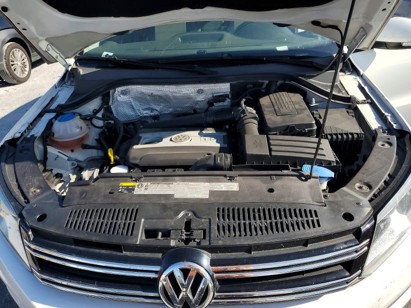 Продажа на аукционе авто 2016 Volkswagen Tiguan, vin: WVGAV7AX0GW585613, номер лота: 54187986