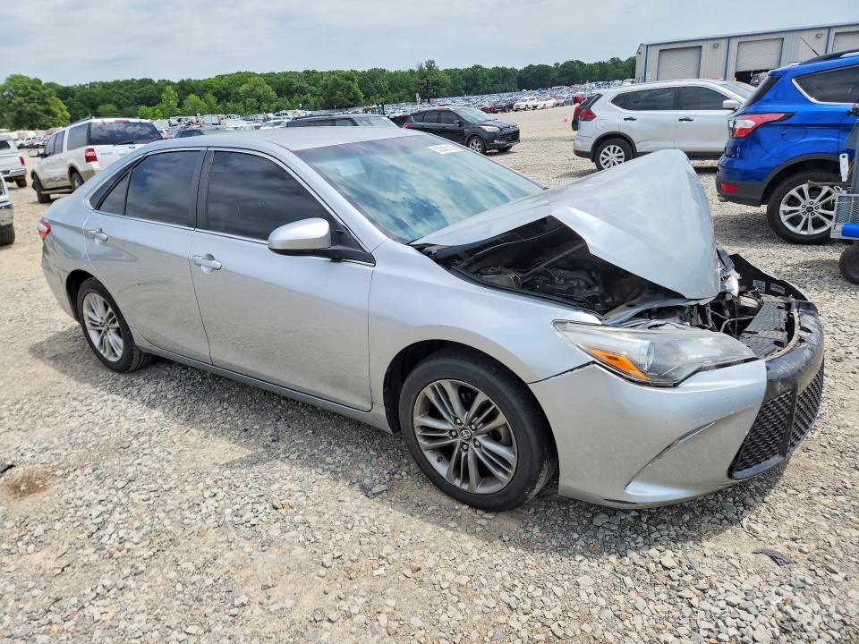 53643116 :رقم المزاد ، 4T1BF1FK8HU400801 vin ، 2017 Toyota Camry مزاد بيع