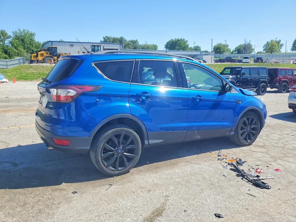 Aukcja sprzedaży 2017 Ford Escape, vin: 1FMCU0GD7HUA47567, numer aukcji: 53076466