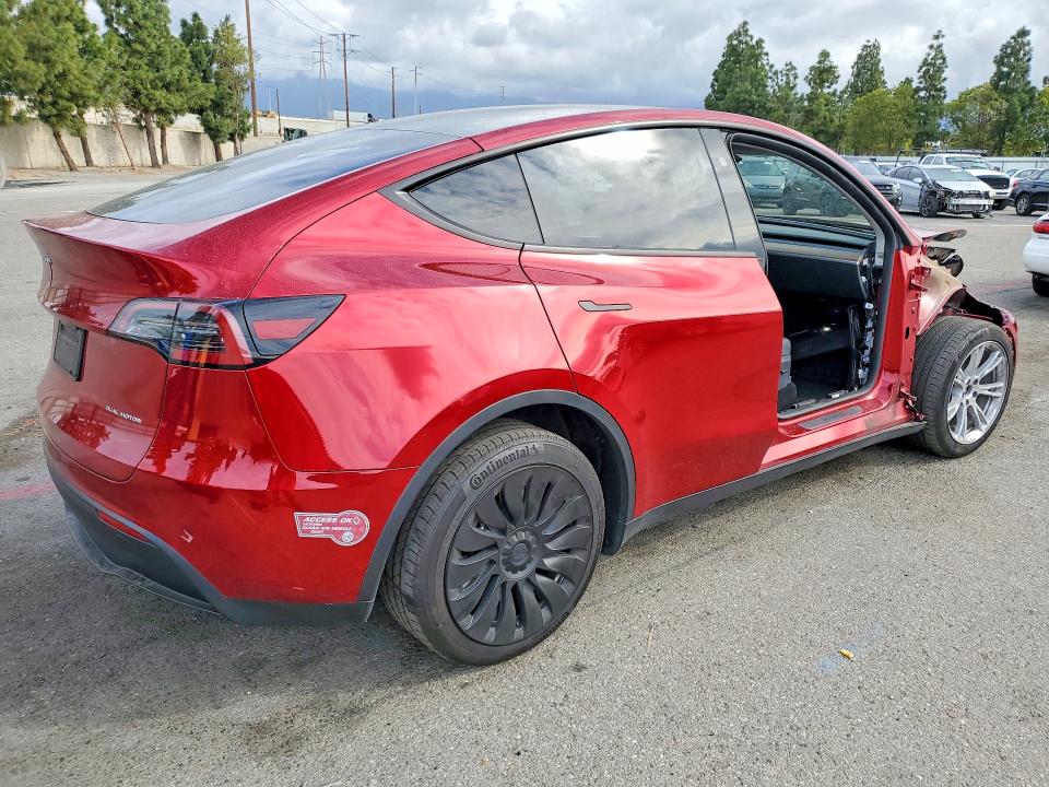 2024 Tesla Model Y მანქანა იყიდება აუქციონზე, vin: 7SAYGDEE3RF067087, აუქციონის ნომერი: 51497106