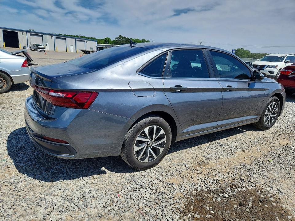 Auction sale of the 2025 Volkswagen Jetta, vin: 3VW5X7BU2SM098861, lot number: 51995666