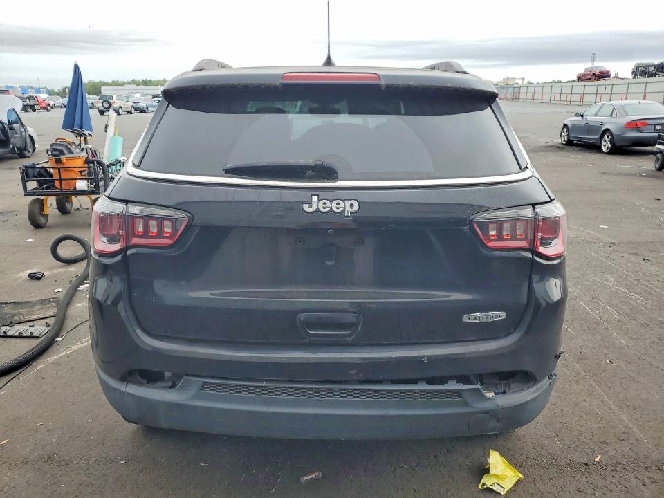 Продажа на аукционе авто 2018 Jeep Compass, vin: 3C4NJCBBXJT182698, номер лота: 52681406
