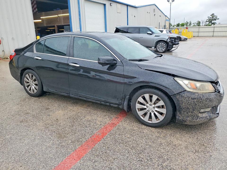 Продажа на аукционе авто 2014 Honda Accord, vin: 1HGCR2F89EA104243, номер лота: 52131796