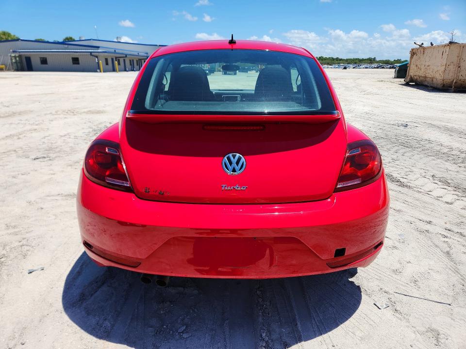 54821806 :رقم المزاد ، 3VWFD7AT3KM707896 vin ، 2019 Volkswagen Beetle مزاد بيع