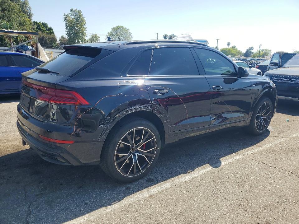 Продажа на аукционе авто 2021 Audi Q8, vin: WA1EVAF12MD015282, номер лота: 52257776