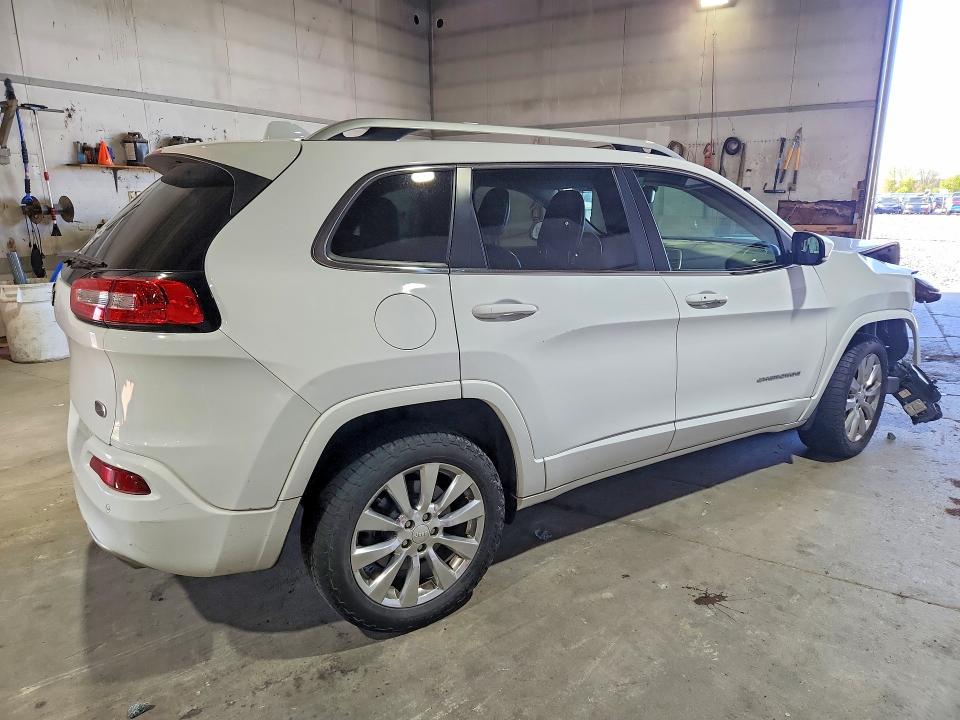 53345976 :رقم المزاد ، 1C4PJMJX7JD613290 vin ، 2018 Jeep Cherokee مزاد بيع