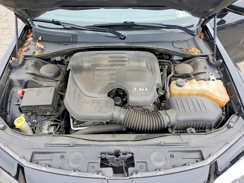 53053346 :رقم المزاد ، 2C3CCAGG6JH141671 vin ، 2018 Chrysler 300 مزاد بيع