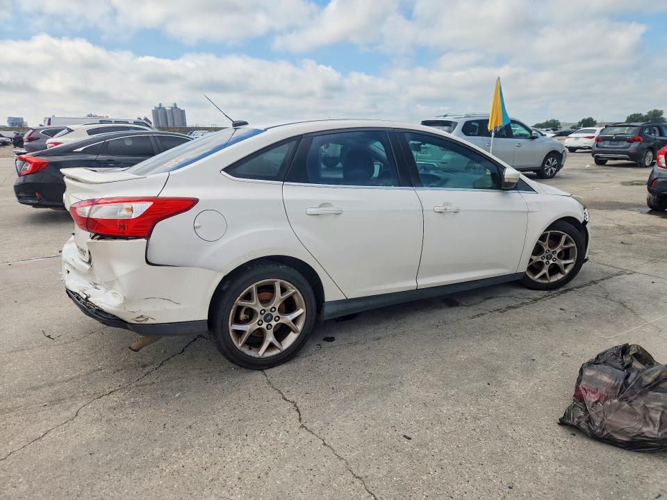 53218986 :رقم المزاد ، 1FADP3J22DL230924 vin ، 2013 Ford Focus مزاد بيع