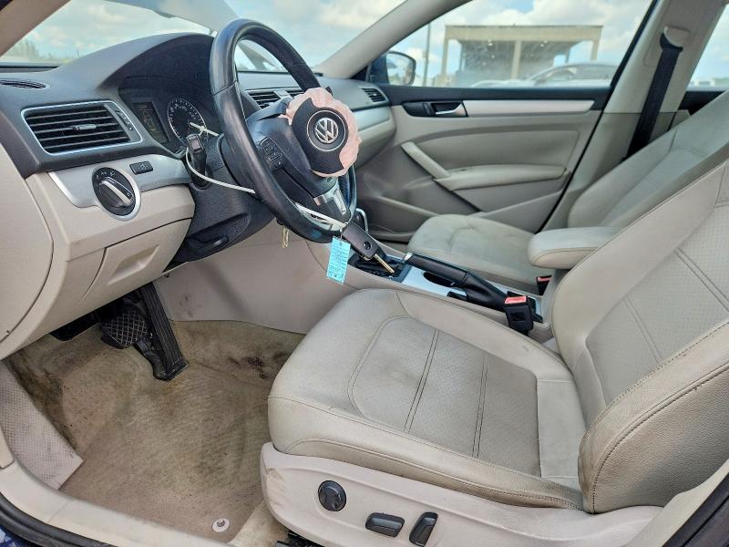 53270846 :رقم المزاد ، 1VWBP7A38DC072071 vin ، 2013 Volkswagen Passat مزاد بيع