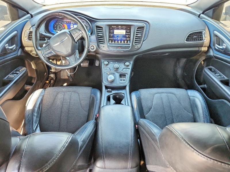 52998526 :رقم المزاد ، 1C3CCCBB7FN537985 vin ، 2015 Chrysler 200 مزاد بيع