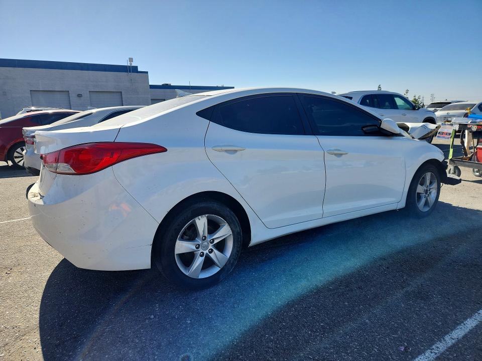 53833486 :رقم المزاد ، 5NPDH4AE6DH290426 vin ، 2013 Hyundai Elantra مزاد بيع