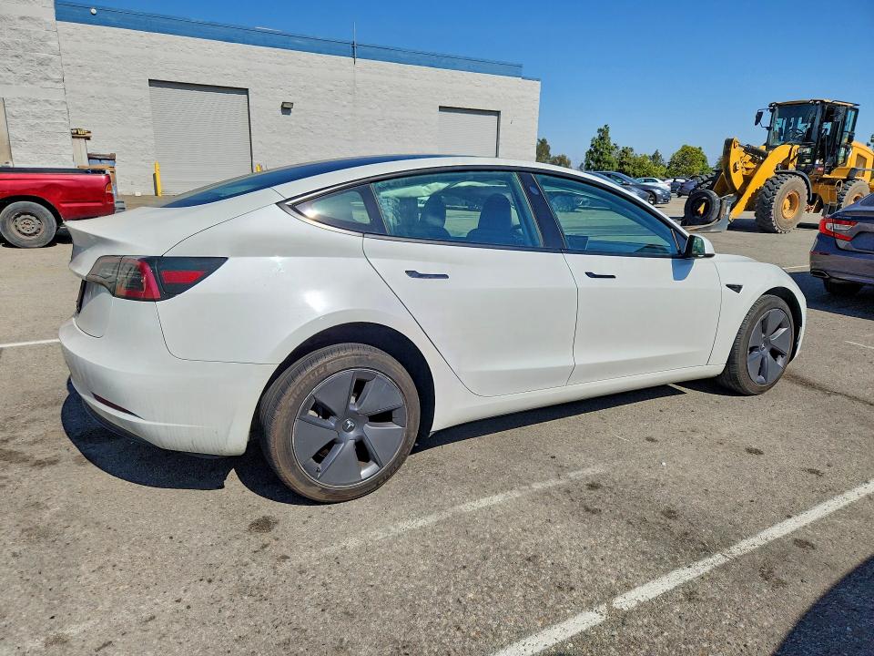 53645286 :رقم المزاد ، 5YJ3E1EA4PF561836 vin ، 2023 Tesla Model 3 مزاد بيع