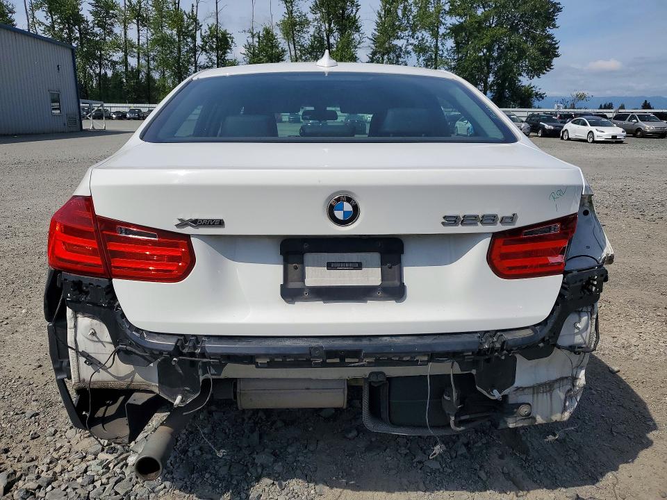 2014 Bmw 328 მანქანა იყიდება აუქციონზე, vin: WBA3D5C5XEKX97758, აუქციონის ნომერი: 54426376