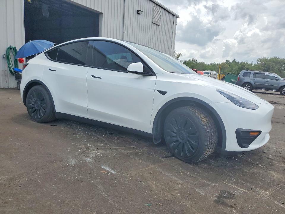 55306476 :رقم المزاد ، 7SAYGDEE3RA257887 vin ، 2024 Tesla Model Y مزاد بيع