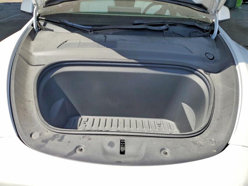 51356626 :رقم المزاد ، 5YJYGDED2MF116180 vin ، 2021 Tesla Model Y مزاد بيع