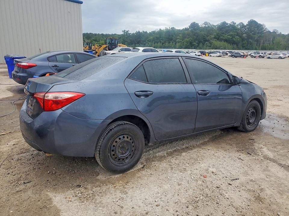 Продажа на аукционе авто 2017 Toyota Corolla, vin: 5YFBURHE1HP635246, номер лота: 53029856