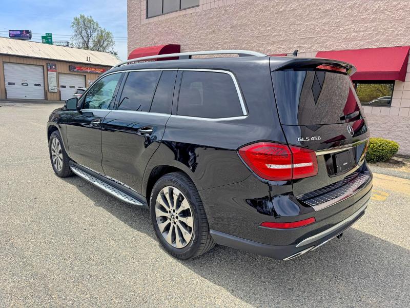 53516136 :رقم المزاد ، 4JGDF6EE9JB178577 vin ، 2018 Mercedes-benz Gls مزاد بيع