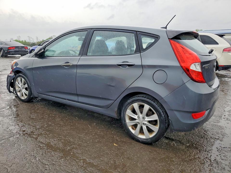 Продаж на аукціоні авто 2013 Hyundai Accent, vin: KMHCU5AE4DU072094, номер лоту: 52625306