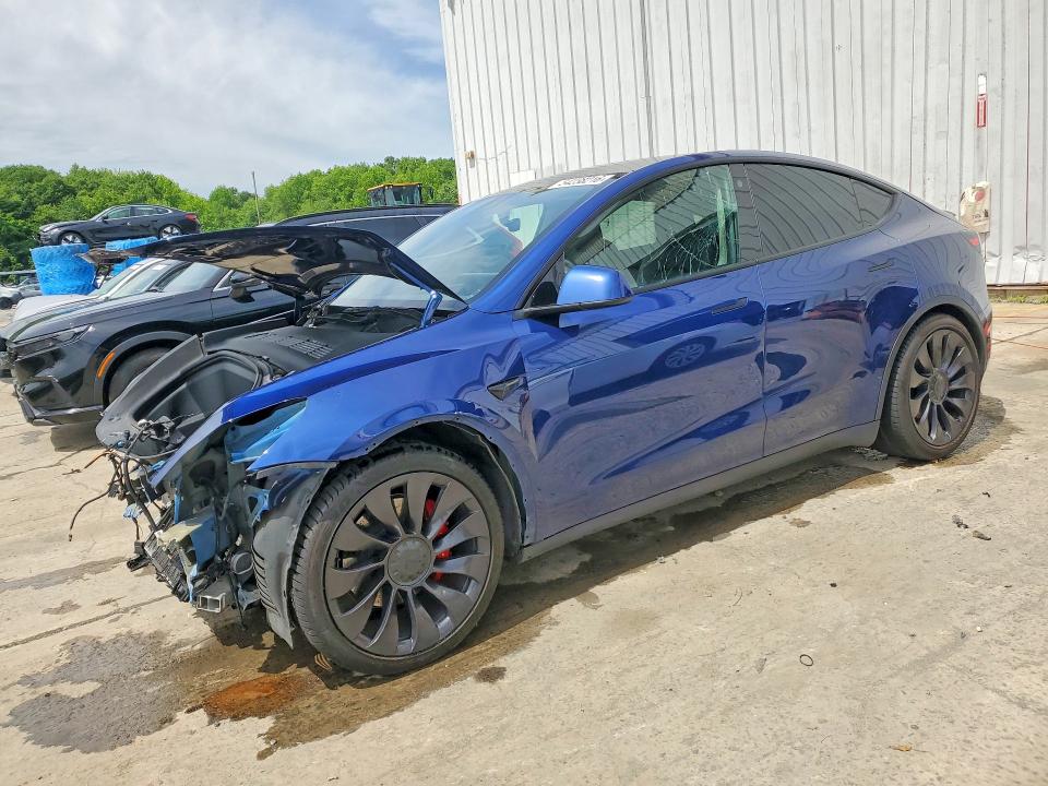 Auction sale of the 2021 Tesla Model Y, vin: 5YJYGDEF7MF252192, lot number: 54238216