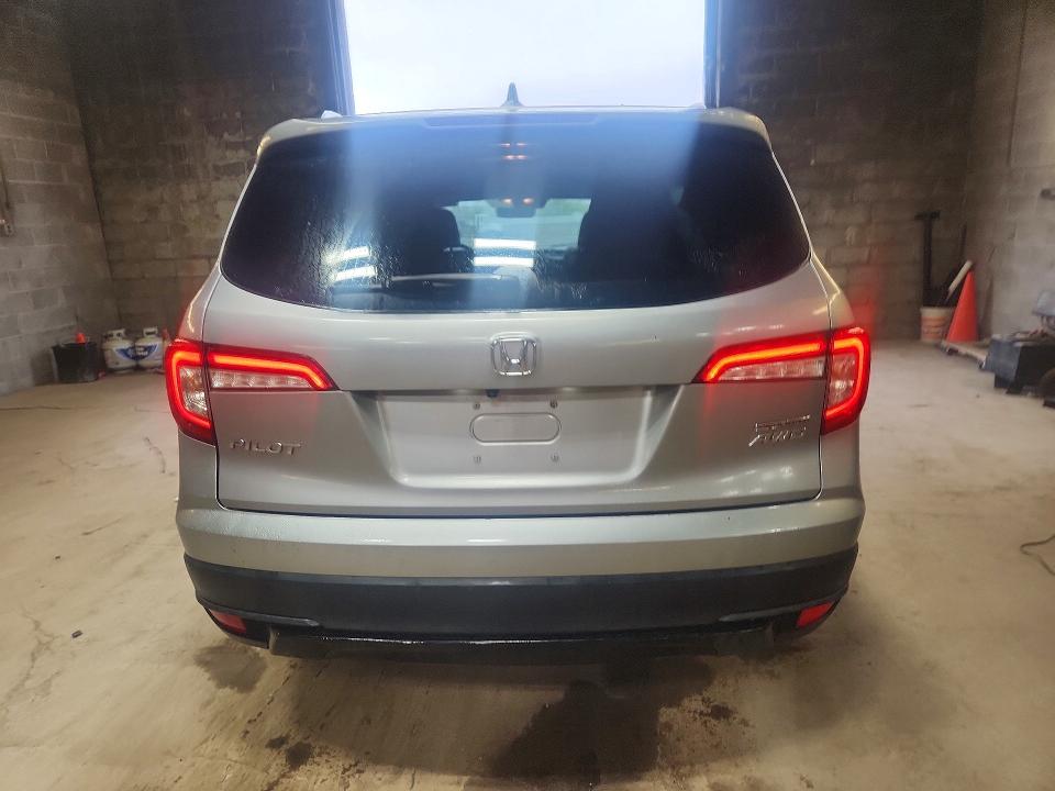 Продажа на аукционе авто 2021 Honda Pilot, vin: 5FNYF6H24MB080856, номер лота: 53047026