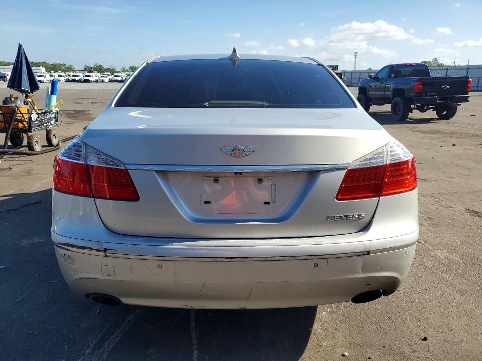 2011 Hyundai Genesis მანქანა იყიდება აუქციონზე, vin: KMHGC4DE2BU142957, აუქციონის ნომერი: 53792176