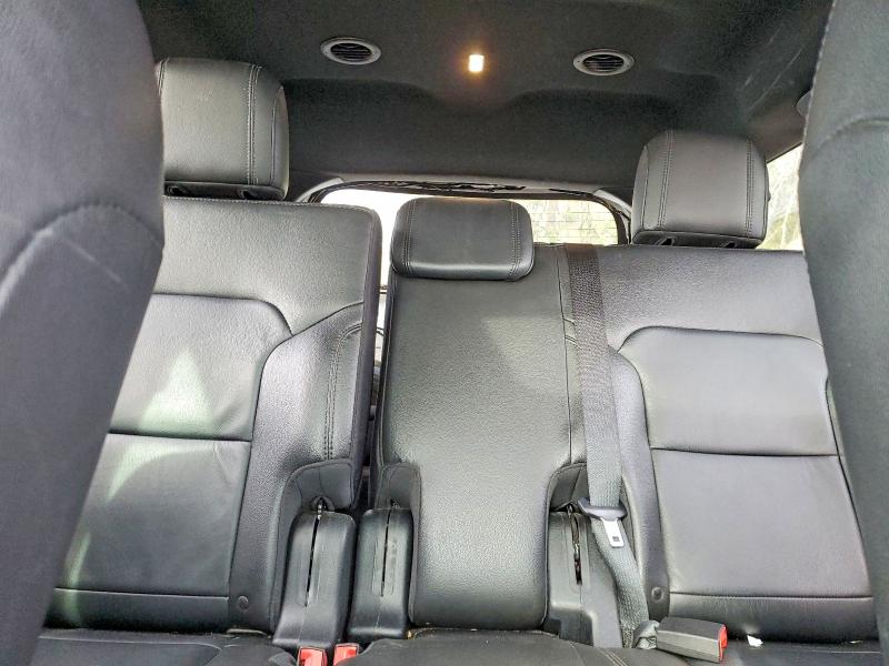 53821526 :رقم المزاد ، 1FM5K8D8XJGB14249 vin ، 2018 Ford Explorer مزاد بيع
