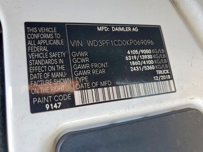 54194796 :رقم المزاد ، WD3PF1CD0KP069096 vin ، 2019 Mercedes Benz Sprinter مزاد بيع
