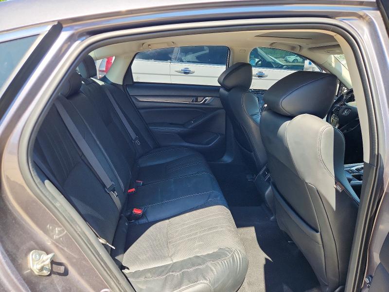 Продаж на аукціоні авто 2018 Honda Accord, vin: 1HGCV3F90JA003192, номер лоту: 52863546
