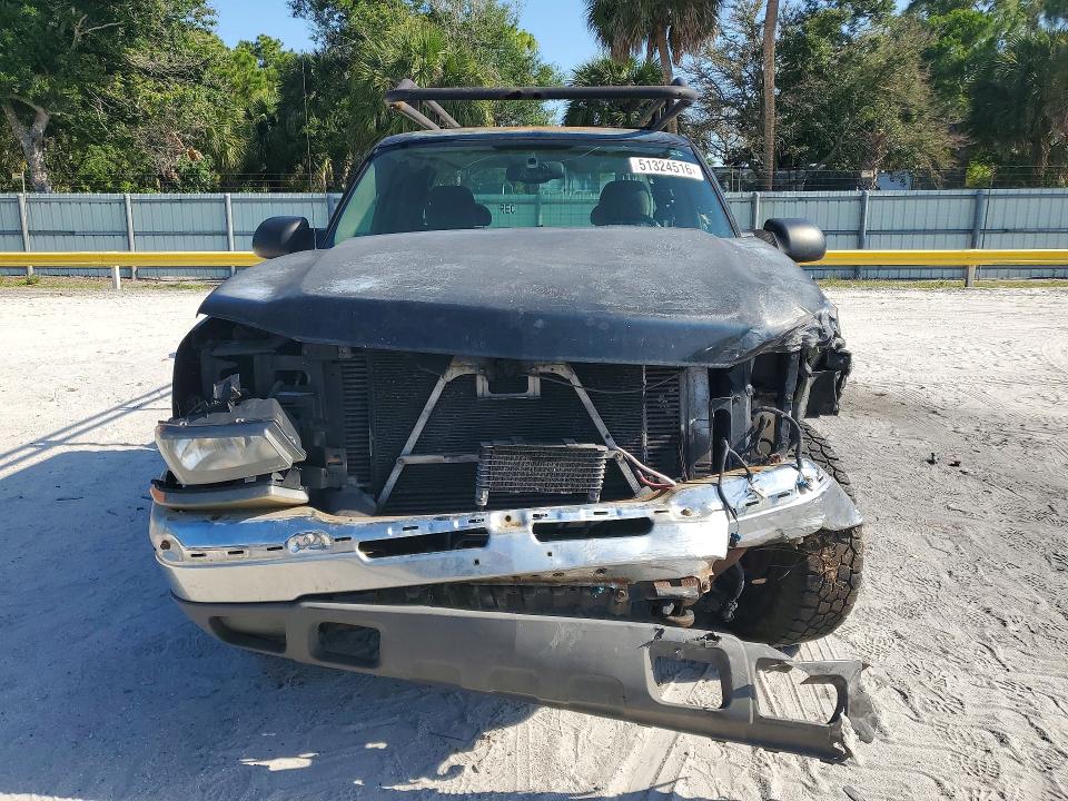 2005 Chevrolet Silverado მანქანა იყიდება აუქციონზე, vin: 1GCHK39245E102754, აუქციონის ნომერი: 51324516