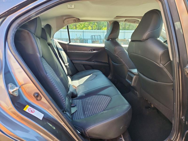 Auction sale of the 2018 Toyota Camry, vin: 4T1B11HK0JU562424, lot number: 53074076