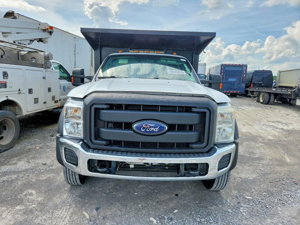 55245876 :رقم المزاد ، 1FDUF5HYXGEA17193 vin ، 2016 Ford F550 مزاد بيع