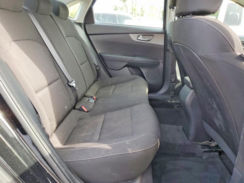 52141596 :رقم المزاد ، 3KPF24AD7KE116304 vin ، 2019 Kia Forte مزاد بيع