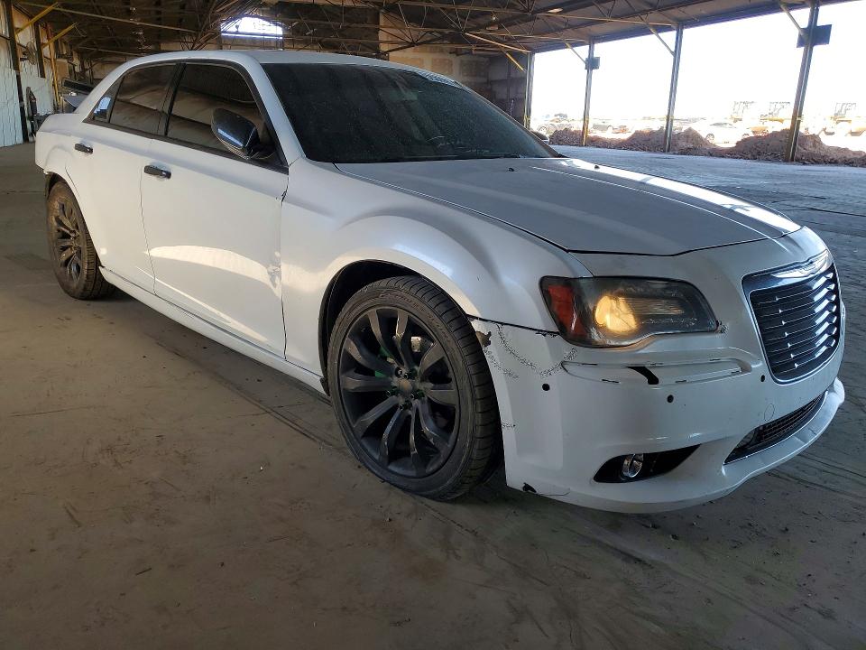 Продаж на аукціоні авто 2014 Chrysler 300, vin: 2C3CCABG1EH221764, номер лоту: 52502696
