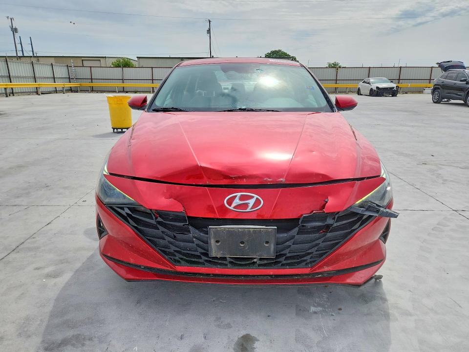 2023 Hyundai Elantra მანქანა იყიდება აუქციონზე, vin: 5NPLM4AG4PH100135, აუქციონის ნომერი: 52259606