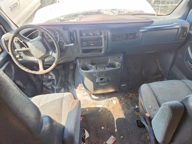 53816946 :رقم المزاد ، 1GCHG35R9Y1227880 vin ، 2000 Chevrolet Express G3500 مزاد بيع