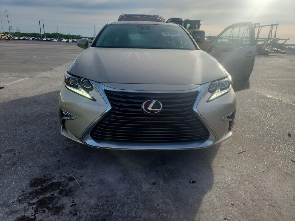 Продажа на аукционе авто 2018 Lexus Es, vin: 58ABK1GG0JU102747, номер лота: 52156376