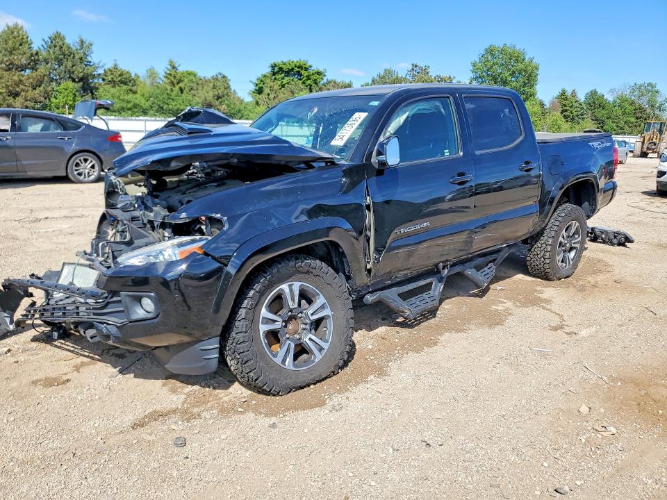 54173696 :رقم المزاد ، 5TFAZ5CN0HX053637 vin ، 2017 Toyota Tacoma مزاد بيع