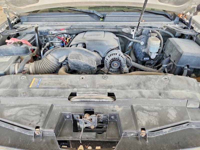 53005226 :رقم المزاد ، 1GNFK16308J209909 vin ، 2008 Chevrolet Suburban مزاد بيع