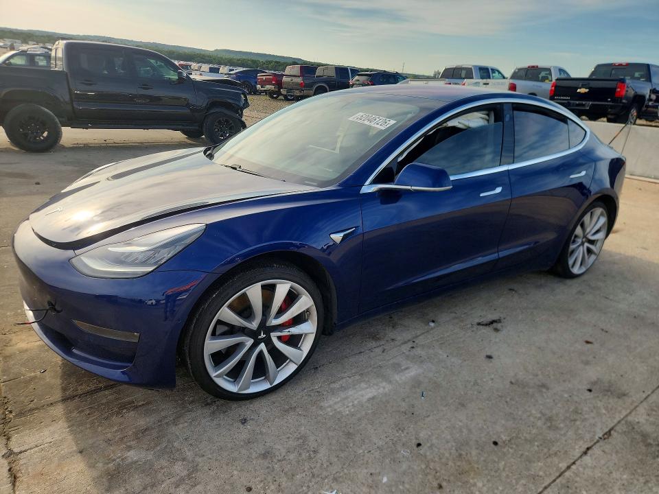 2018 Tesla Model 3 მანქანა იყიდება აუქციონზე, vin: 5YJ3E1EB2JF106340, აუქციონის ნომერი: 52046126