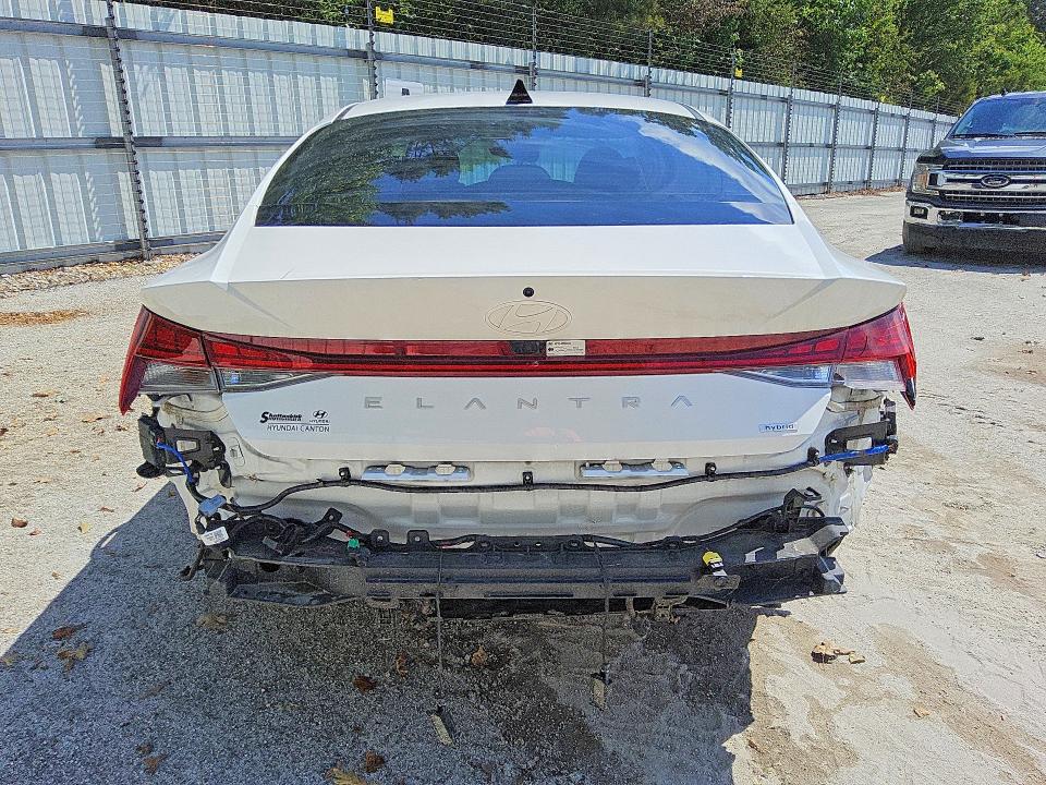 2024 Hyundai Elantra მანქანა იყიდება აუქციონზე, vin: KMHLN4DJXRU107096, აუქციონის ნომერი: 53273846