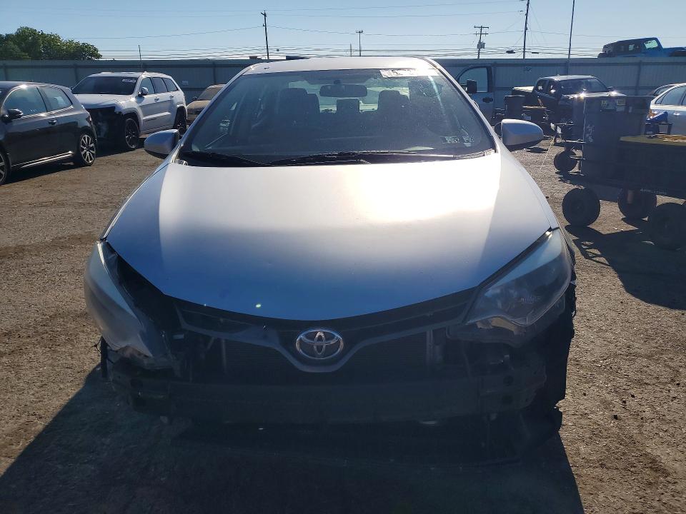55231346 :رقم المزاد ، 2T1BURHE9FC346967 vin ، 2015 Toyota Corolla مزاد بيع