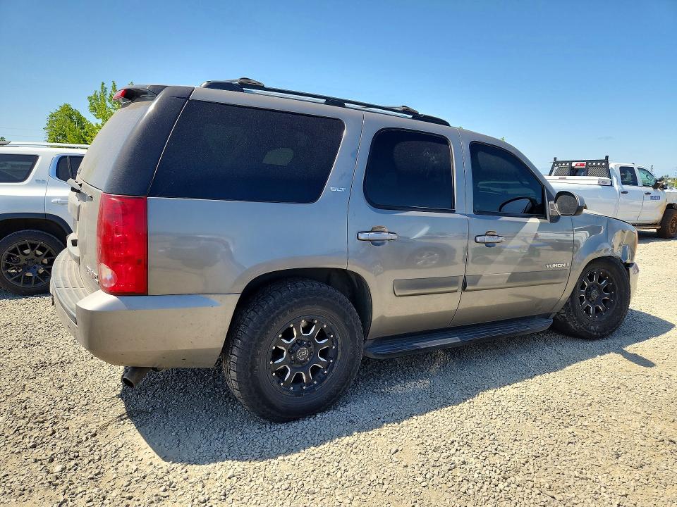 52421316 :رقم المزاد ، 1GKFK13057J300020 vin ، 2007 Gmc Yukon مزاد بيع